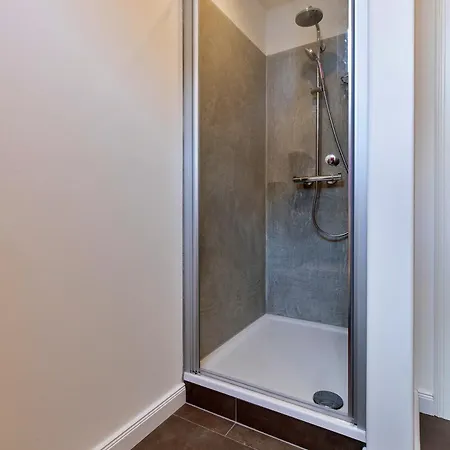 Apartment Luisenstrasse - Exklusives Wohnen In Der Beletage Wuppertal