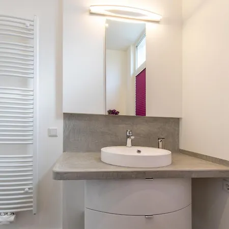 Luisenstrasse - Exklusives Wohnen In Der Beletage Apartment